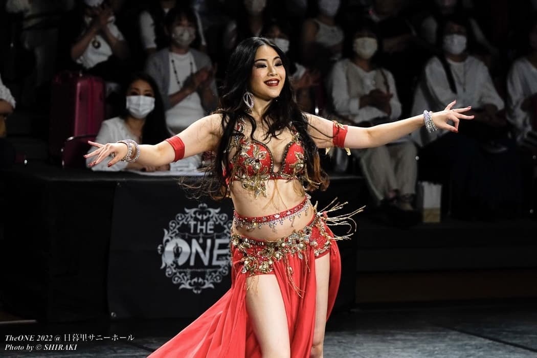 ナディアTheONEベリーダンスコンペティション準優勝